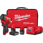 2562-22 Milwaukee M12 FUEL Stubby 3/8^ Impact Wrench Kit