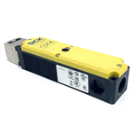 i110-M0453 Lock Sick Safety Switch